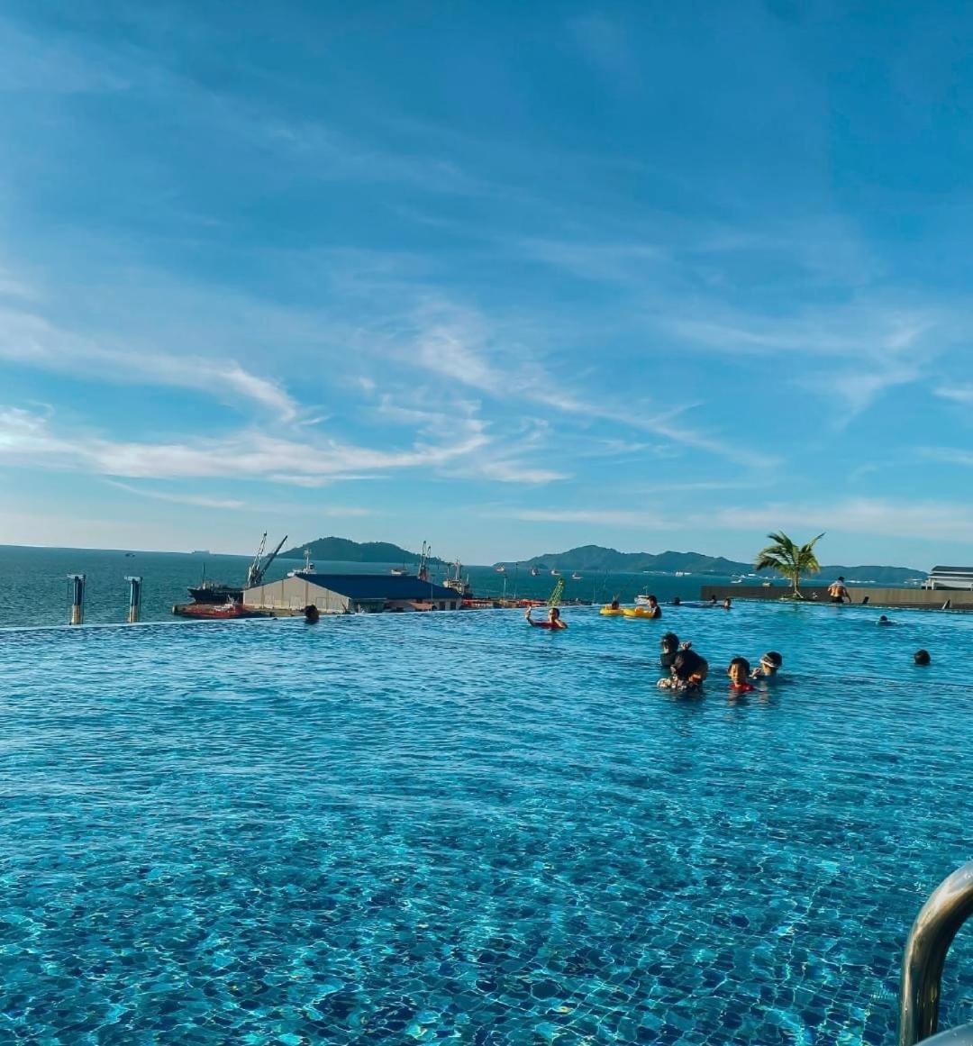 Seaview Luxury Condo Homestay 2Bed 2Bath Jesselton Quay By R2 Residence Kota Kinabalu Eksteriør bilde